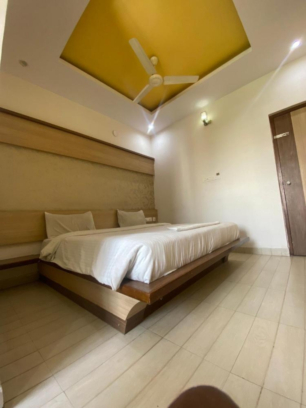 HOTEL SRI VAARI RESIDENCY